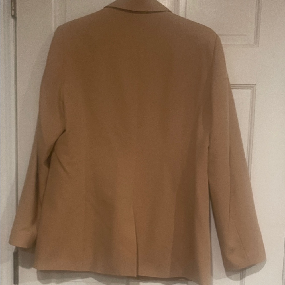 Classic Tan Women's Blazer - Picture 4 of 5